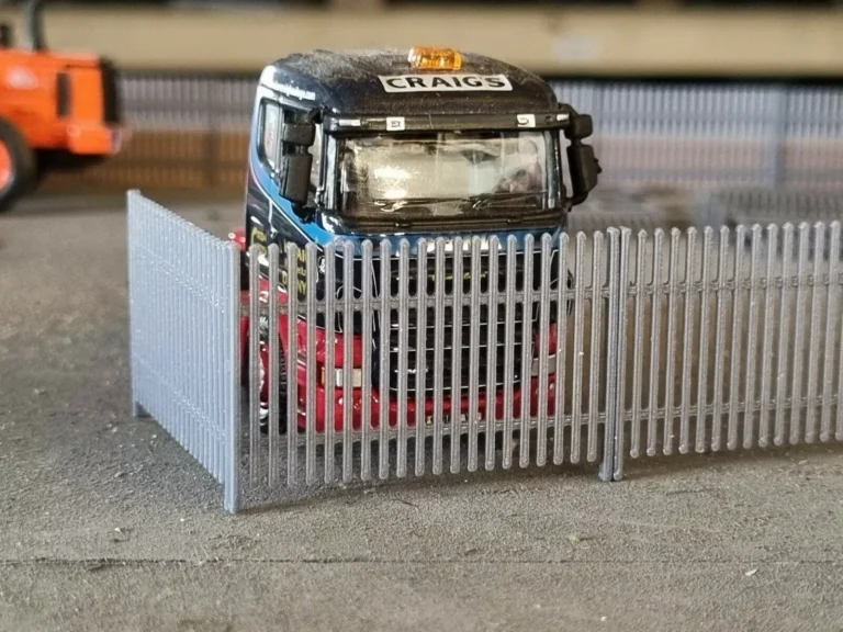 OO Gauge Security Fencing Short