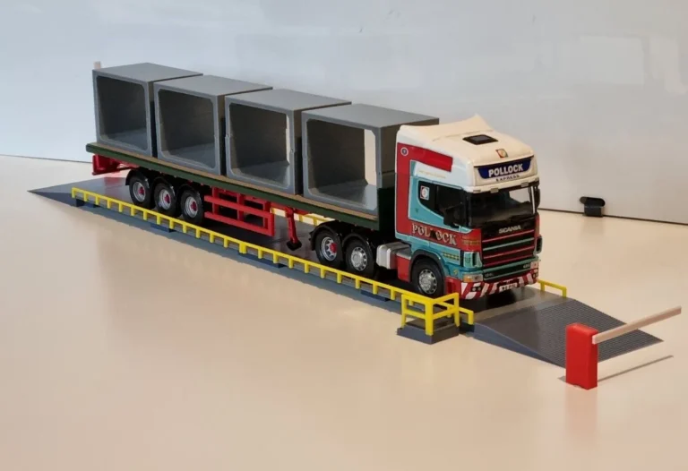 Weighbridge With Barriers 1/50 Scale