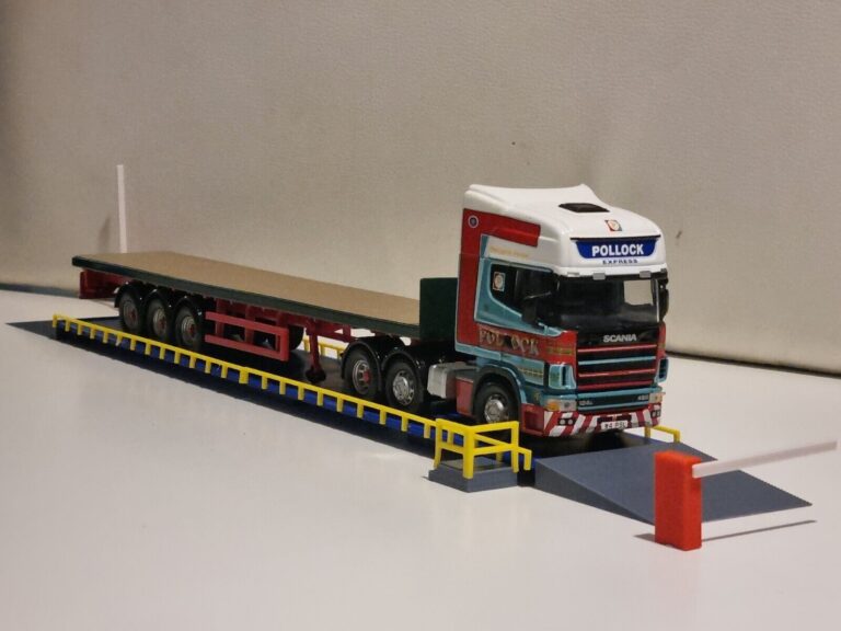 1/50 Scale Weighbridge with Barriers