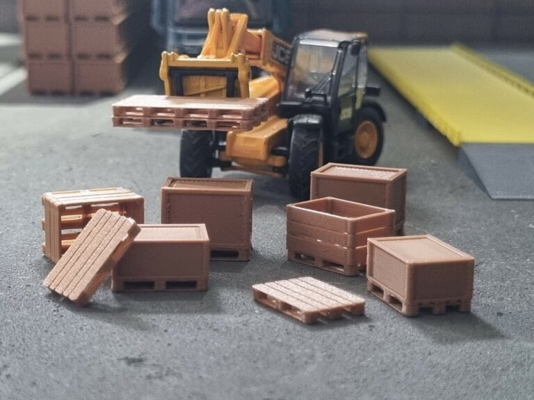 1/76 Scale Crate and Pallet Assortment