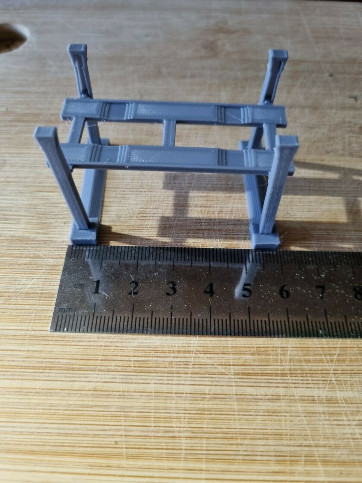 thumbnail image 2 of CB Models OO Gauge 2 Post Car Lift – 1:76 Scale Diecast Workshop Accessory (Handbuilt, UK) 2 of 6