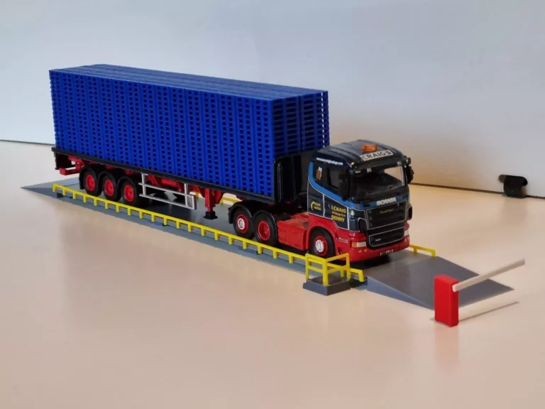 OO Gauge Weighbridge with Barriers