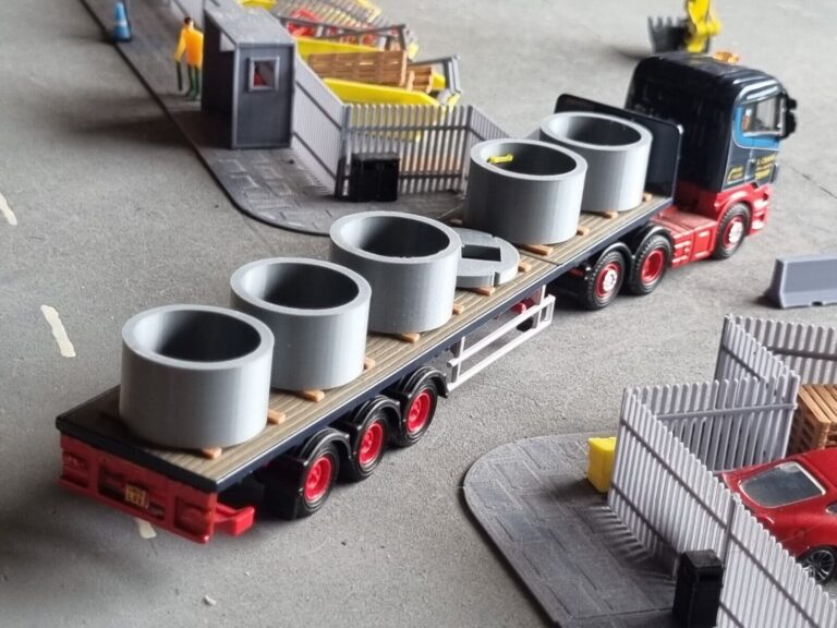 1/76 Scale Drainage Rings Truck Load