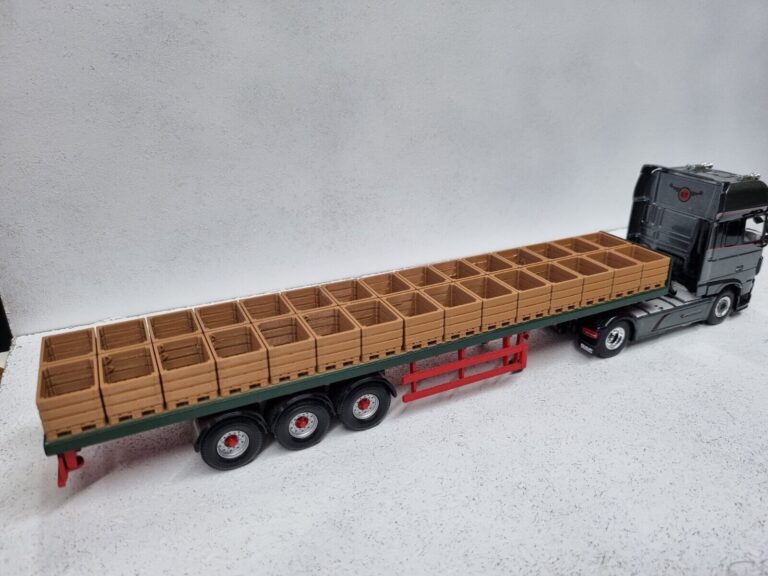 1/50 Scale Open Crate Flatbed Truck Load in brown