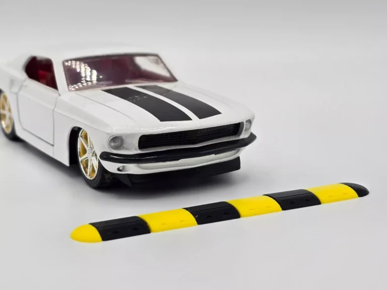 1/32 Scale Speed Bumps
