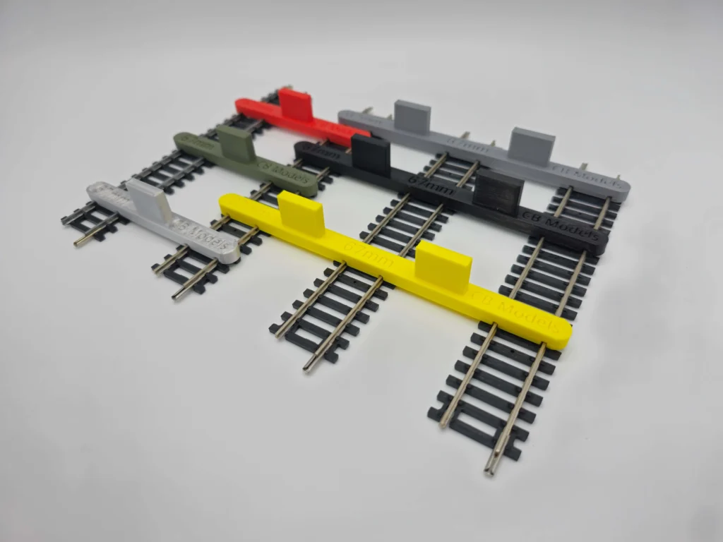 OO Gauge / HO Gauge Line Parallel Track Guides