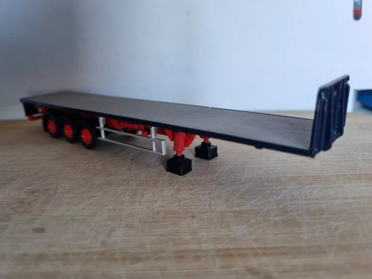 OO Gauge Diecast Trailer Stands