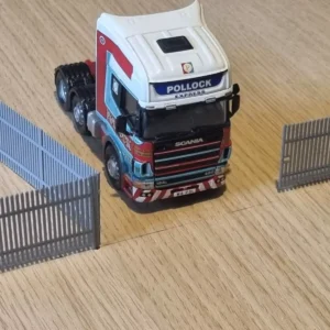 Security Fencing + 4 Sets of Gates 1/50 Scale