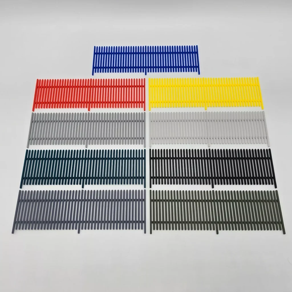 O Gauge Security Fencing with Gates “Long”1/43.5 Scale