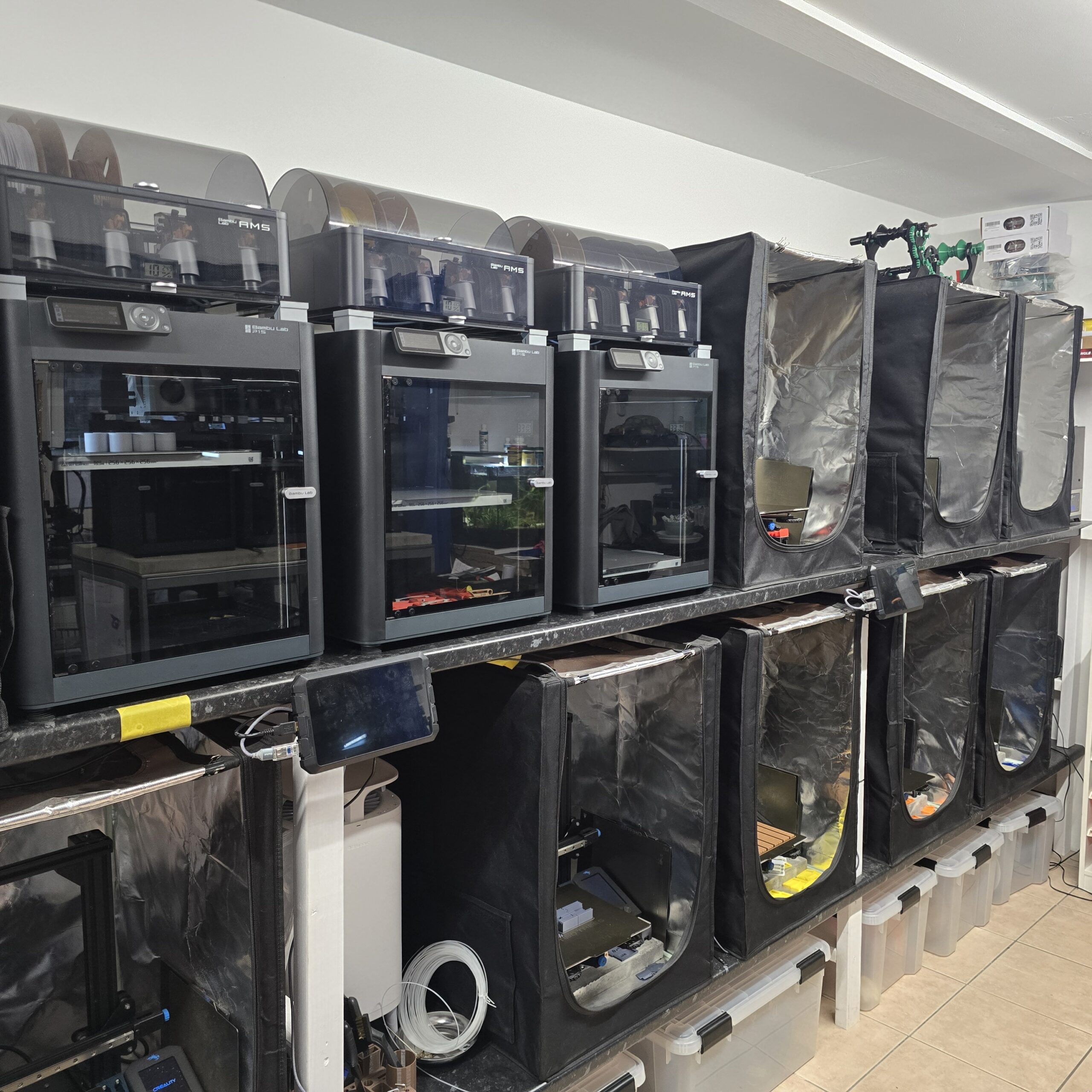 Eleven CB Models 3D printers